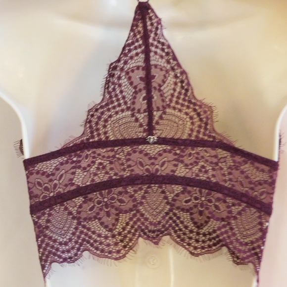 Victoria's Secret Pink Lace High Neck Push-Up Bra - Picture 3 of 3